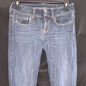 AMERICAN EAGLE ARTIST STRETCH JEANS SIZE 0
